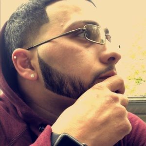 Meet your Posher, Giovanni